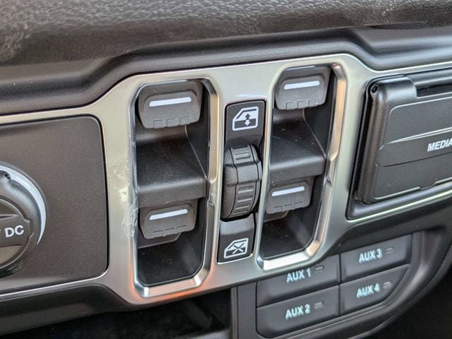 New 2026 Jeep Gladiator Sport AWD/4WD image 23