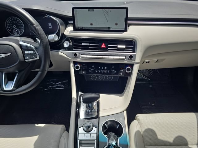 Used 2025 Genesis G70 2.5T AWD/4WD image 13