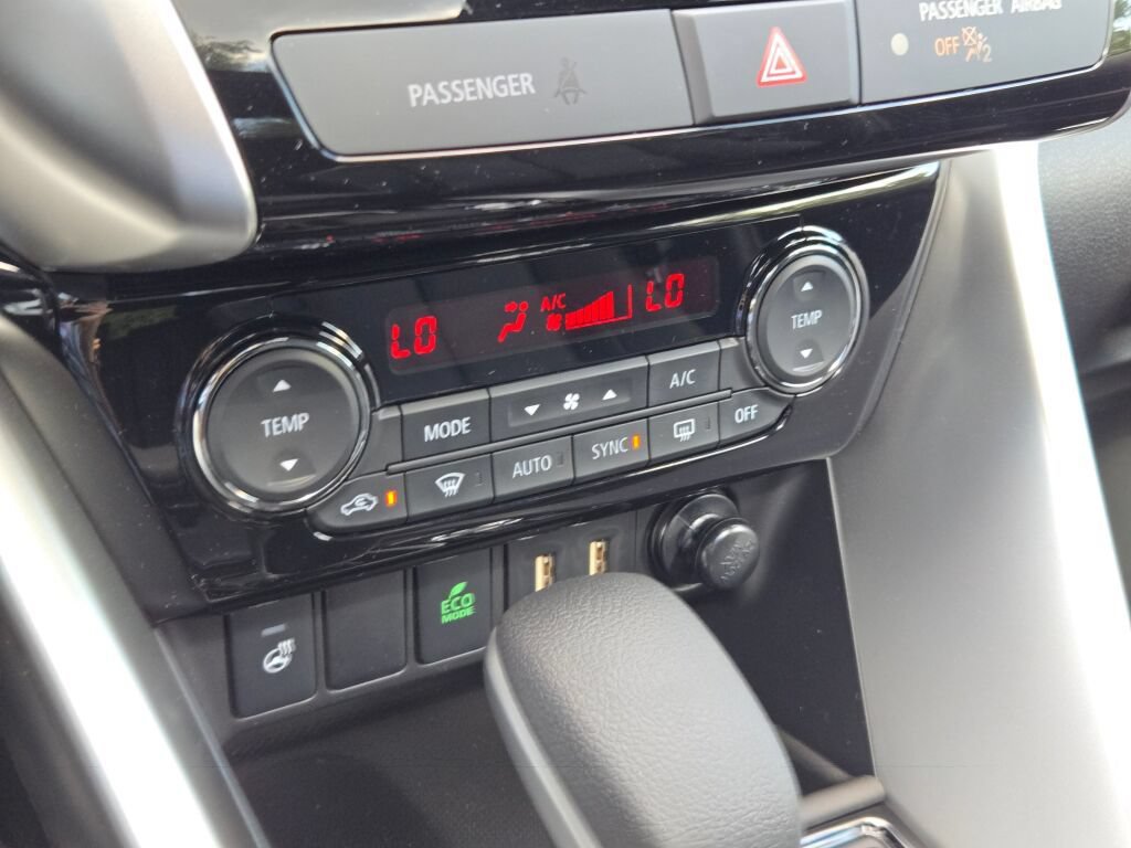 New 2026 Mitsubishi Eclipse Cross SEL AWD/4WD image 27