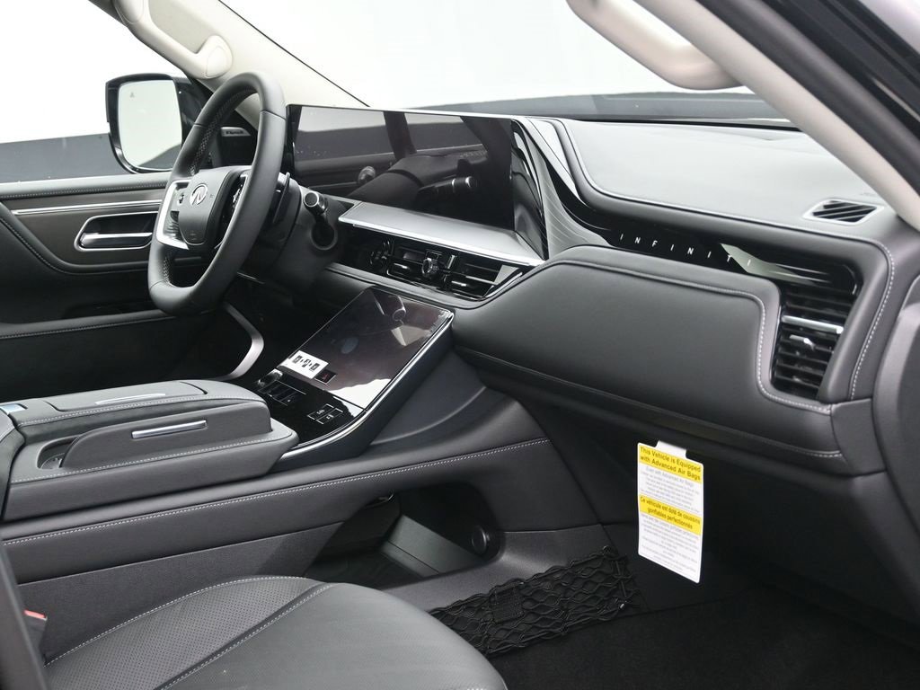 New 2026 INFINITI QX80 Luxe image 6