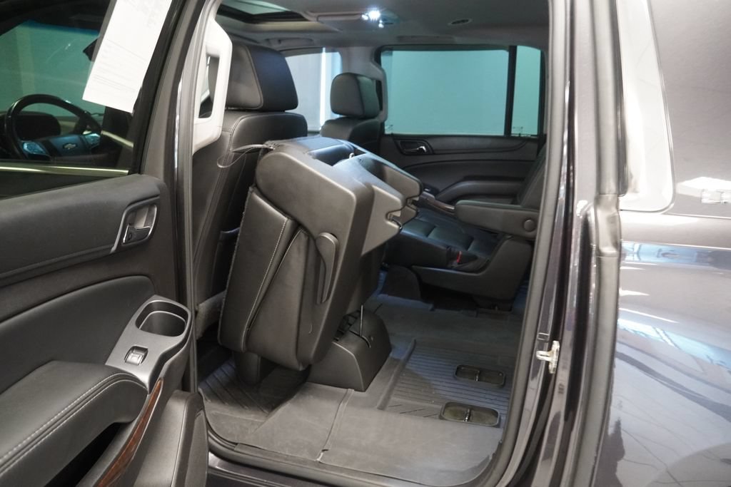 Used 2016 Chevrolet Suburban LT AWD/4WD image 18