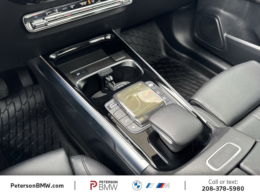 Used 2022 Mercedes-Benz GLB 250 4MATIC image 30