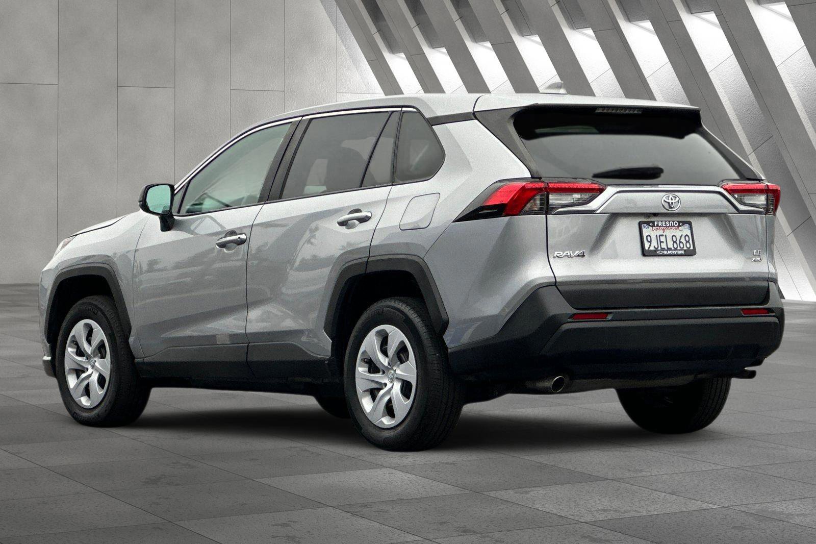 Used 2024 Toyota RAV4 LE image 6