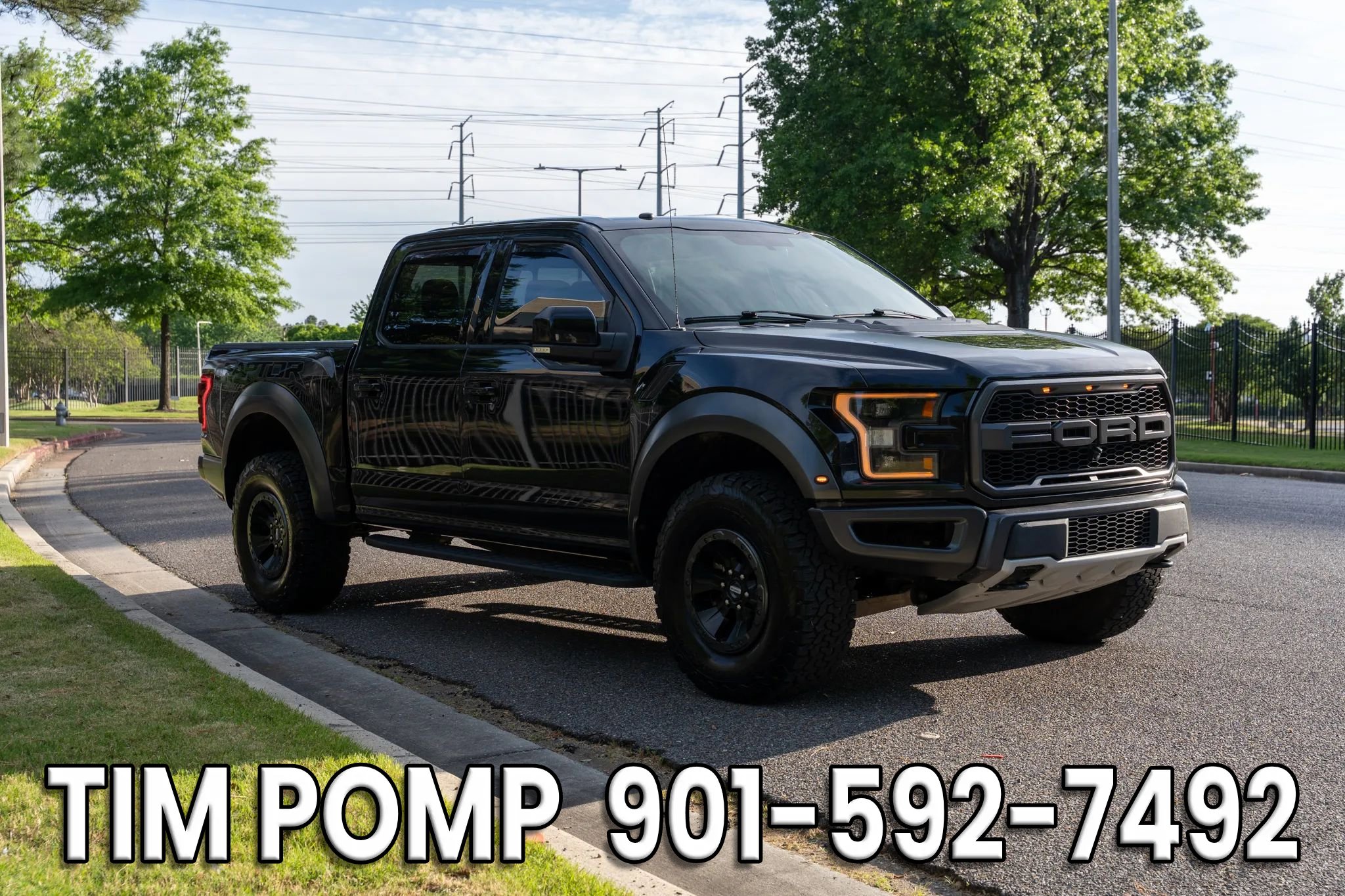 Used 2018 Ford F150 Raptor w/ Equipment Group 802A Luxury image 4