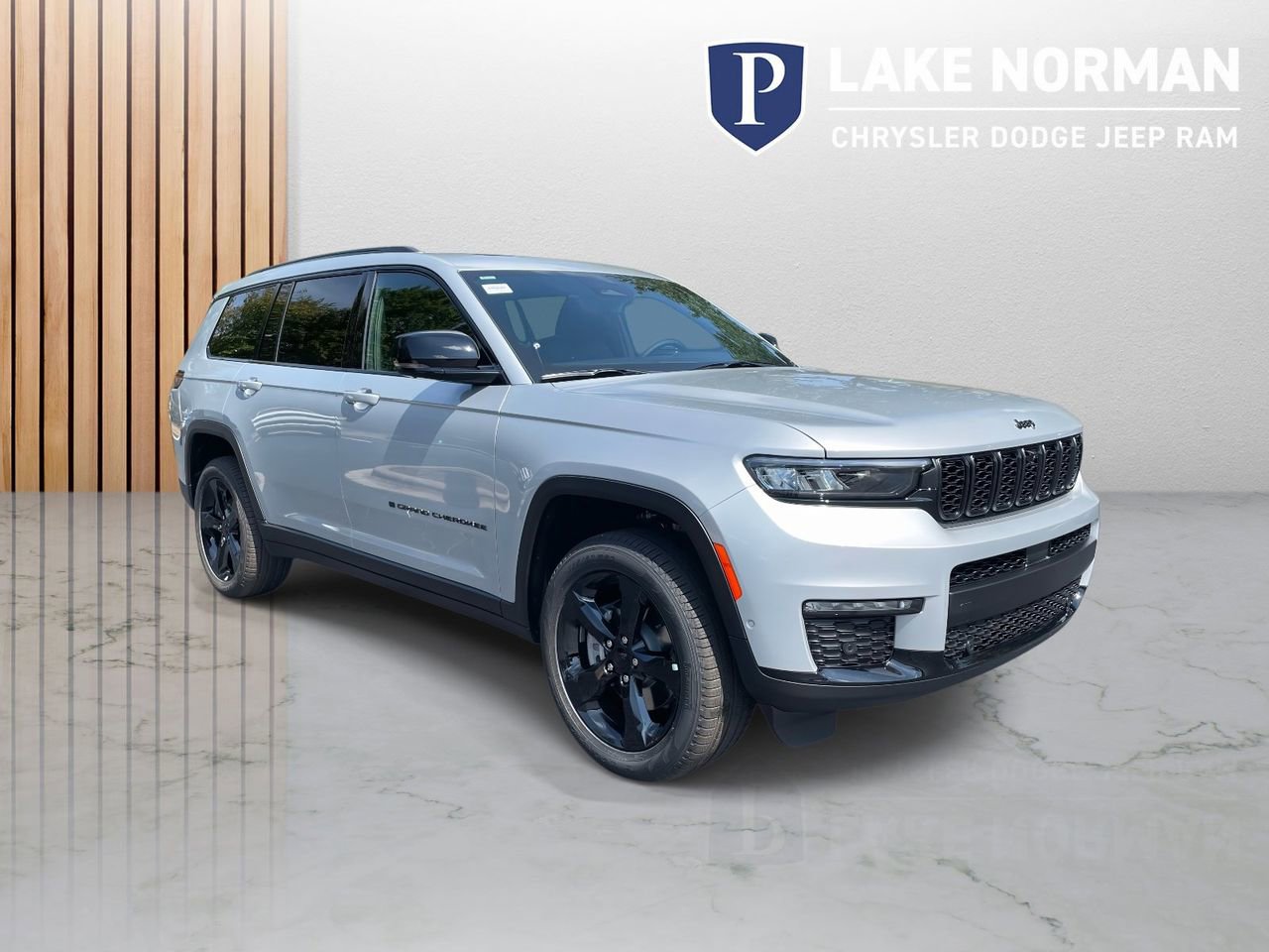 New 2025 Jeep Grand Cherokee L Limited w/ Luxury Tech Group II image 2