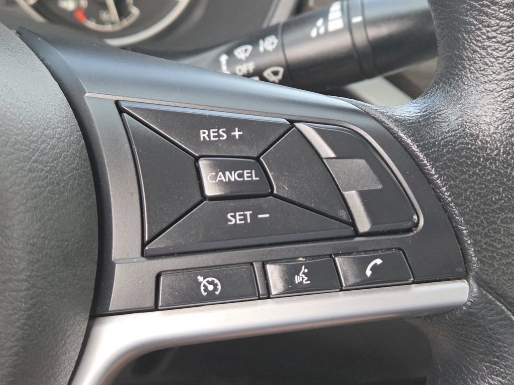 Used 2023 Nissan Altima 2.5 SV FWD image 5