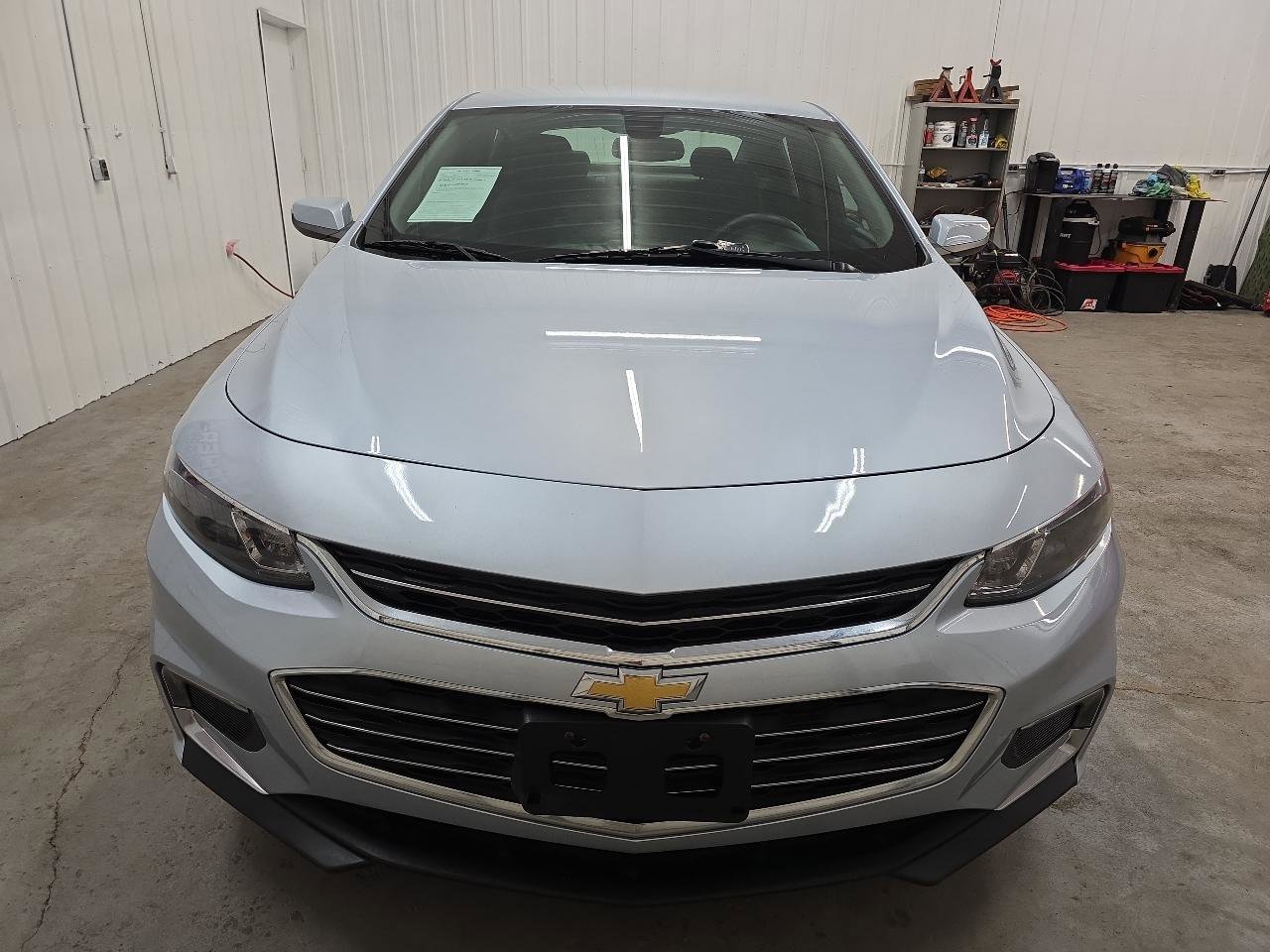 Used 2018 Chevrolet Malibu LT FWD image 26