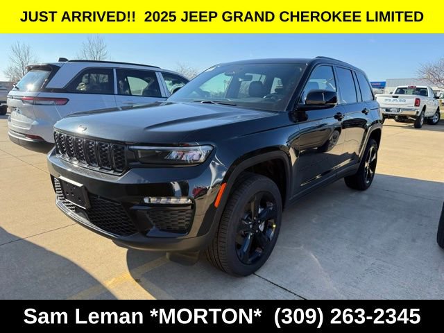 New 2025 Jeep Grand Cherokee Limited w/ Black Appearance Package image 4