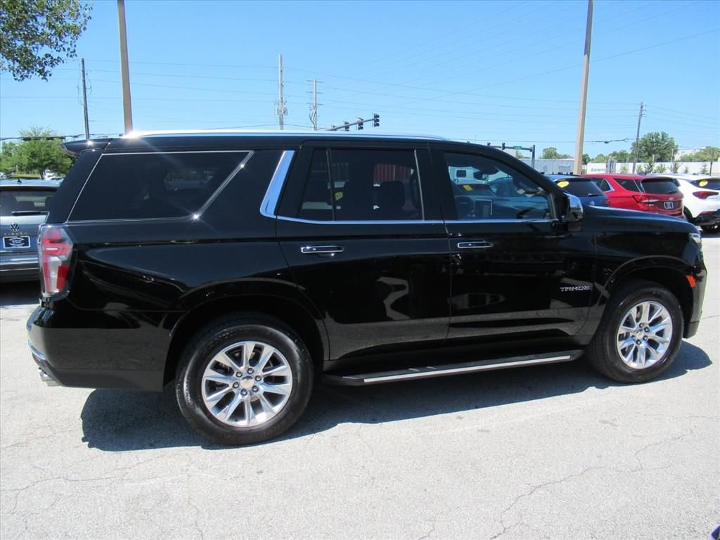 Used 2024 Chevrolet Tahoe Premier AWD/4WD image 2