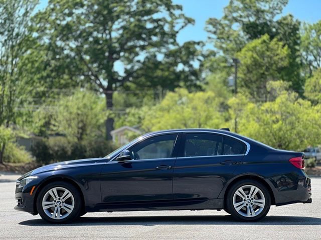 Used 2017 BMW 330i xDrive Sedan image 8
