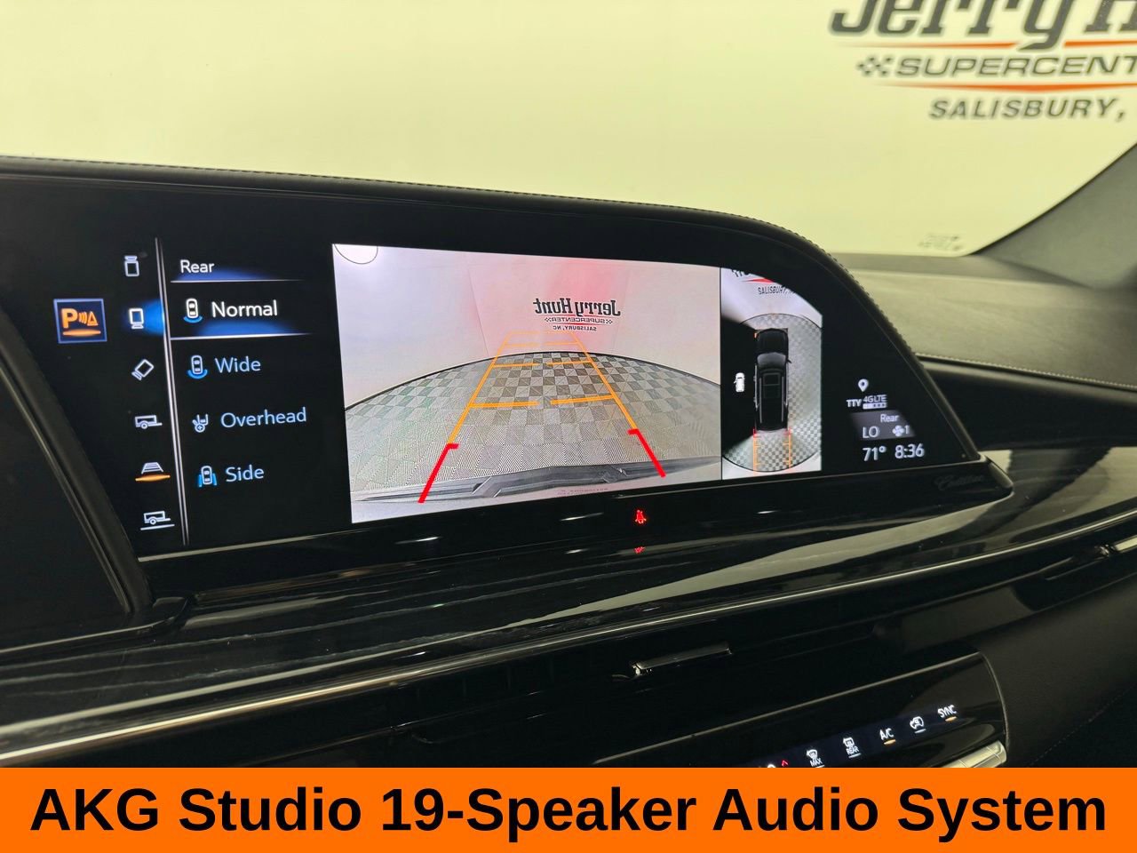 Used 2021 Cadillac Escalade Sport w/ LPO, ONYX Package RWD image 19