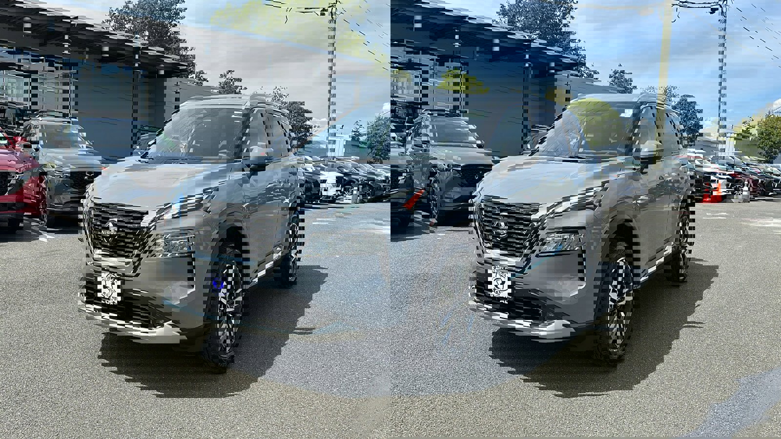 Used 2022 Nissan Rogue Platinum w/ Head-Up Display Package image 8