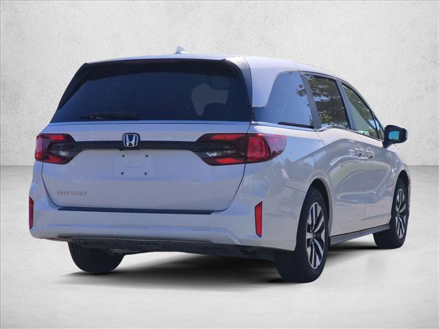 Certified 2026 Honda Odyssey EX-L image 5