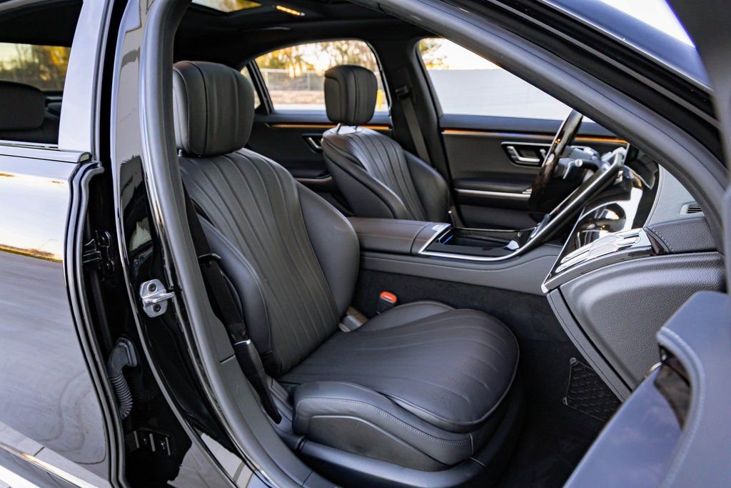Used 2023 Mercedes-Benz S 500 4MATIC w/ AMG Line image 28