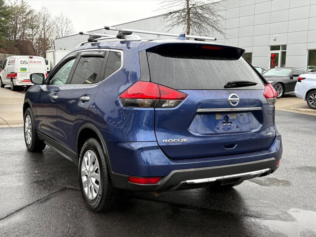 Used 2017 Nissan Rogue S w/ S Appearance Package image 5
