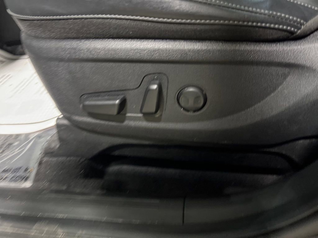 Used 2025 Kia Telluride S image 24