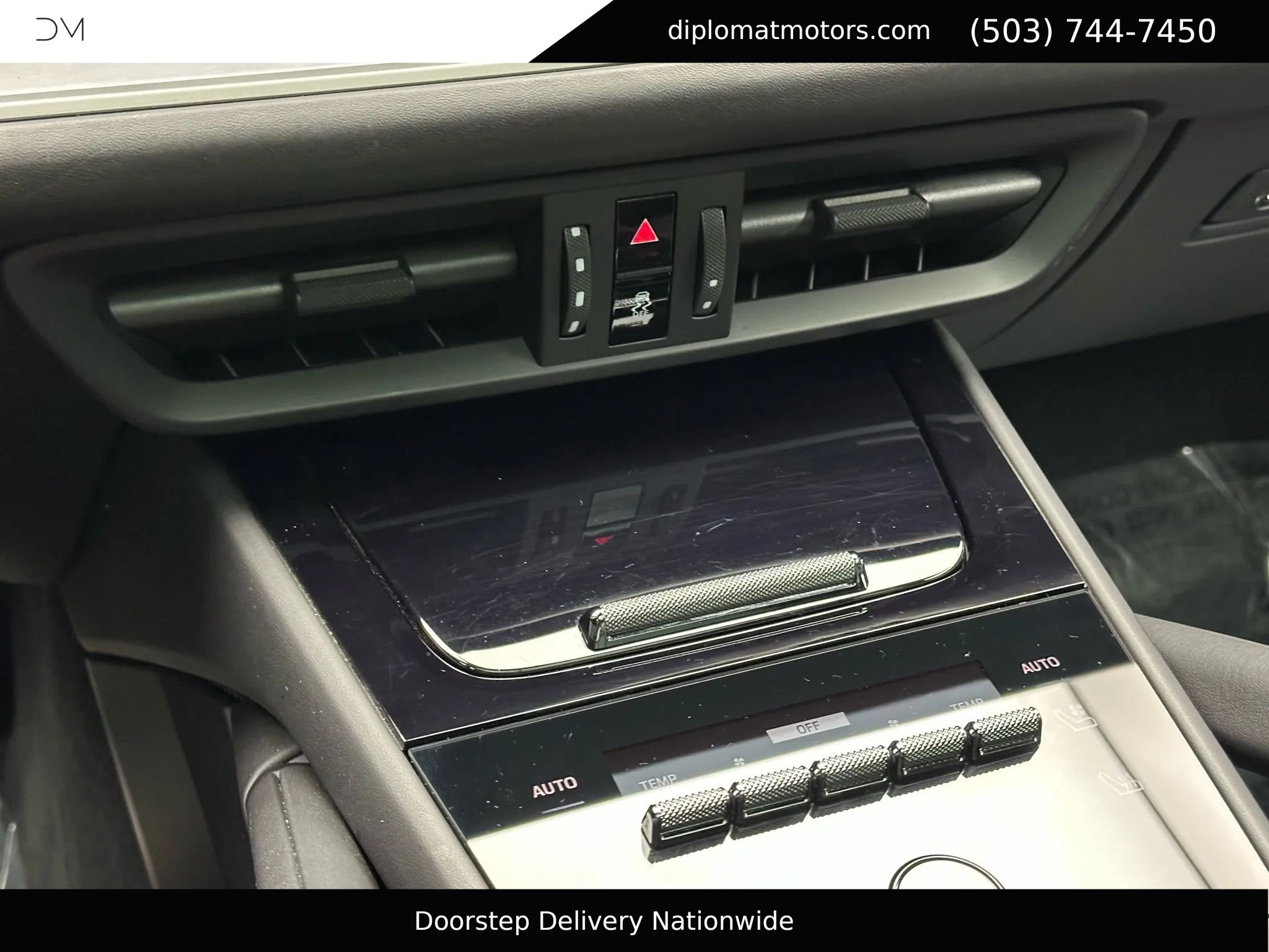 Used 2024 Porsche Cayenne S image 37