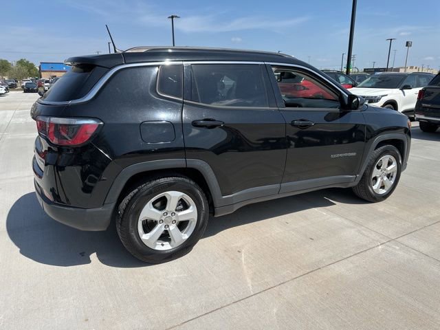 Used 2018 Jeep Compass Latitude w/ Popular Equipment Group image 15
