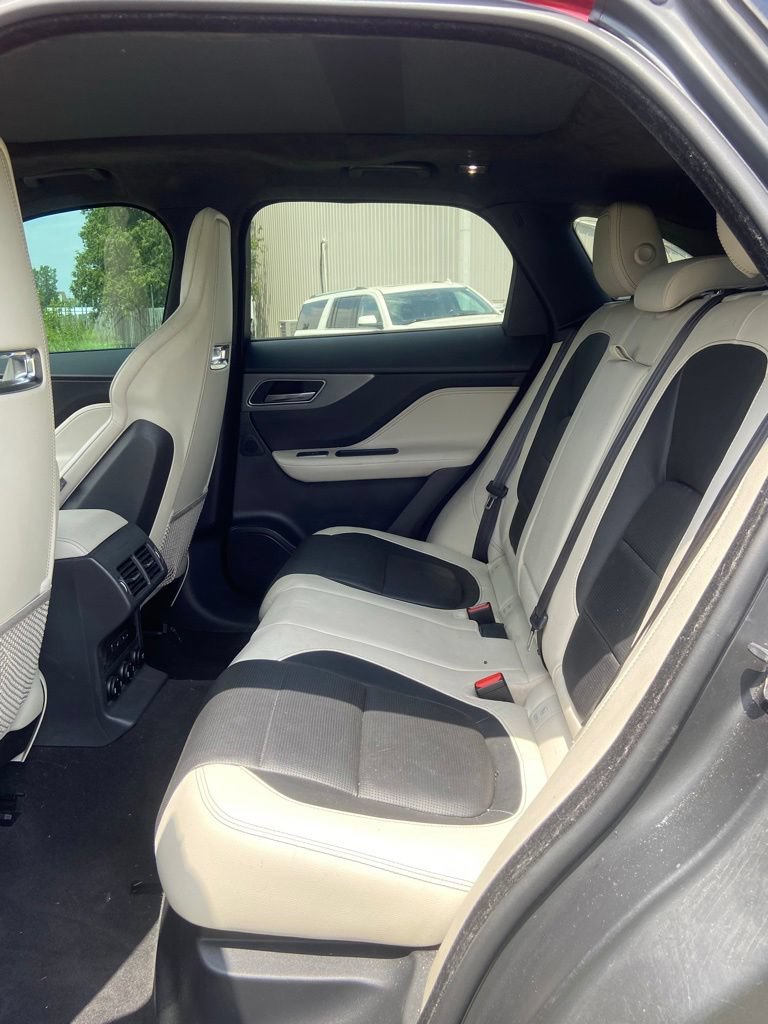 Used 2019 Jaguar F-PACE S AWD/4WD image 12