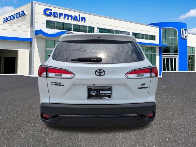 Used 2023 Toyota Corolla Cross AWD Hybrid w/ Moonroof Package image 6