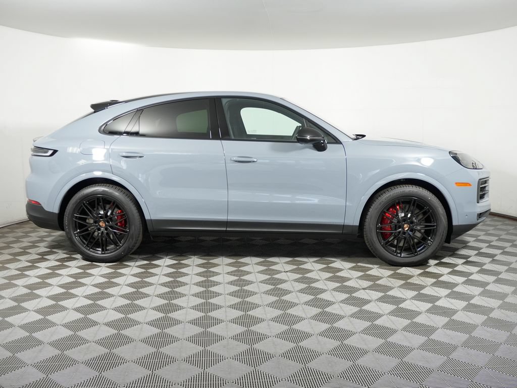 New 2026 Porsche Cayenne S AWD/4WD image 8