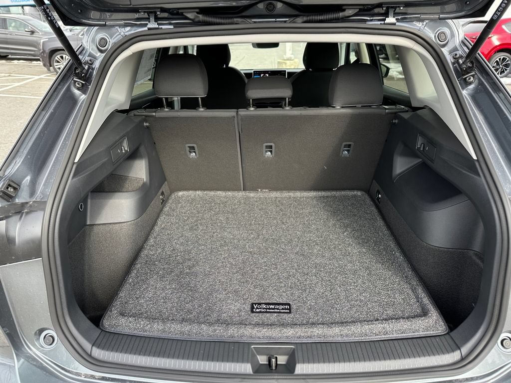 New 2026 Volkswagen Tiguan SE AWD/4WD image 31