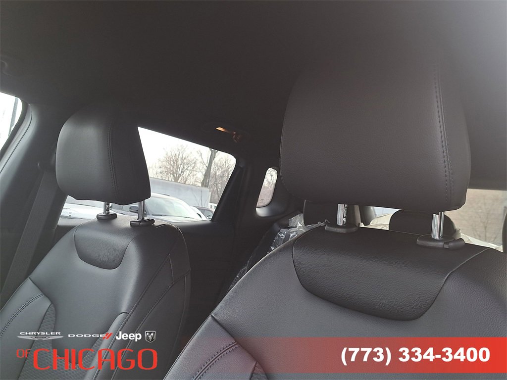 New 2026 Jeep Compass Latitude image 17