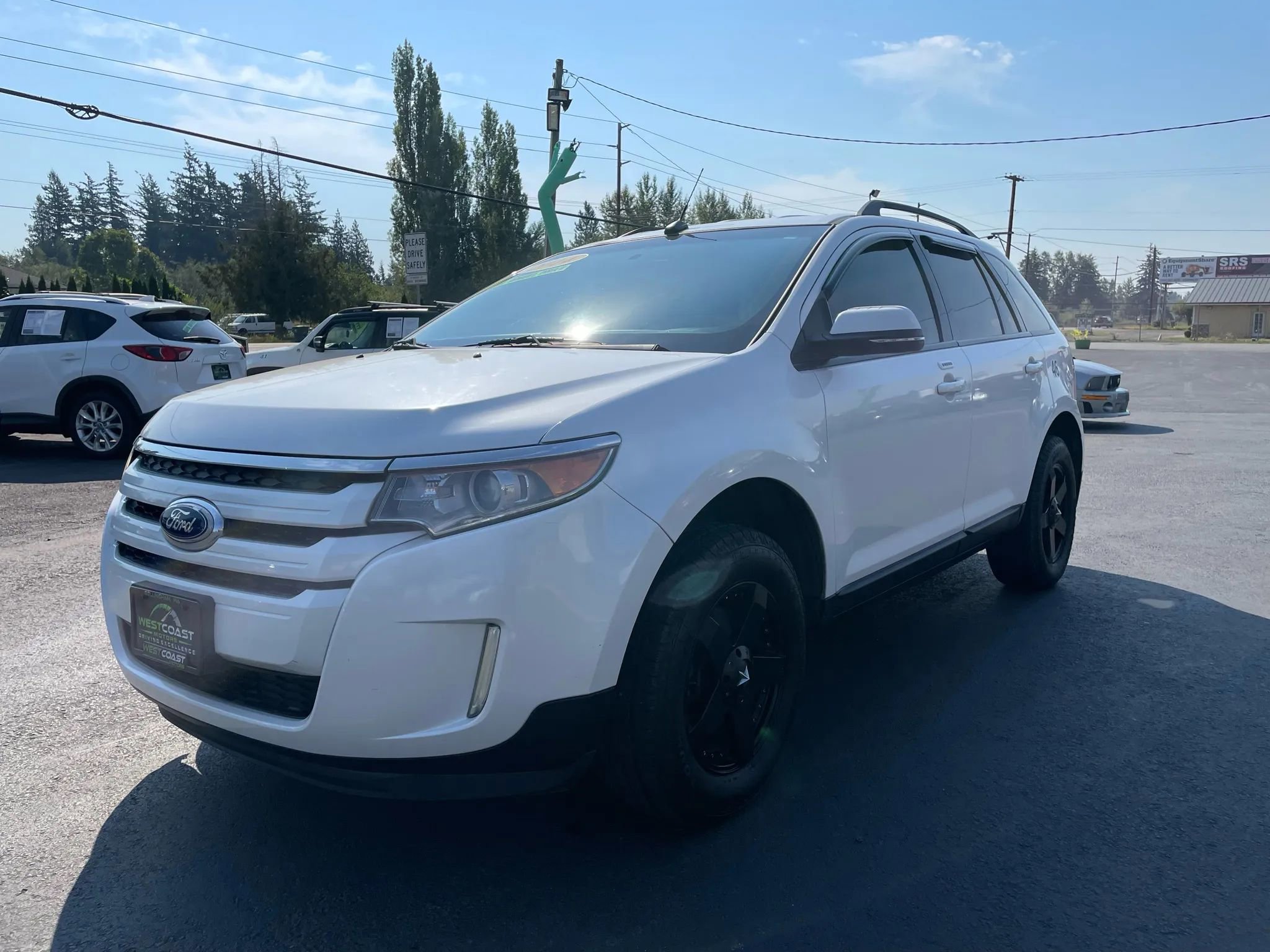 Used 2014 Ford Edge SEL w/ Equipment Group 205A AWD/4WD image 4