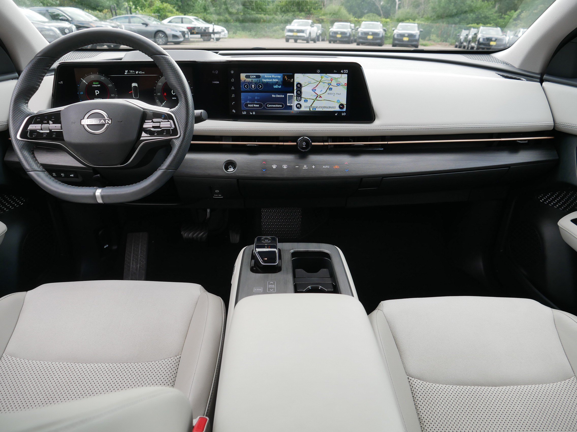 Certified 2023 Nissan Ariya AWD image 10