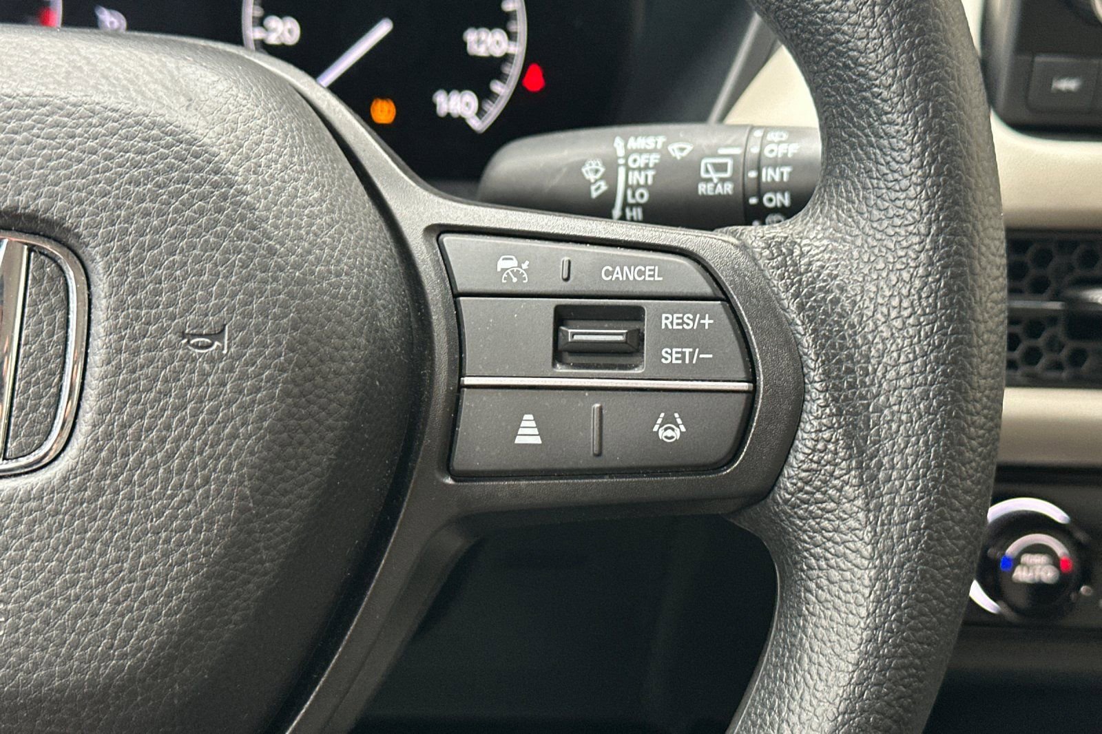 Used 2024 Honda HR-V LX image 29