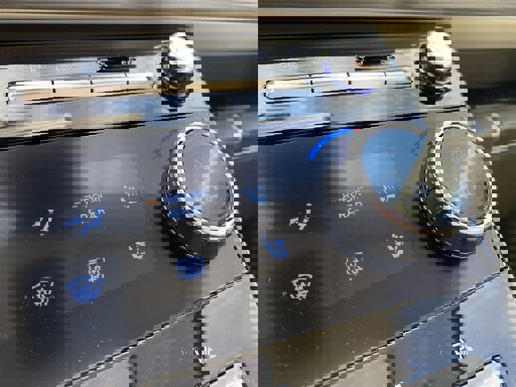 New 2025 Hyundai Santa Fe Calligraphy image 5