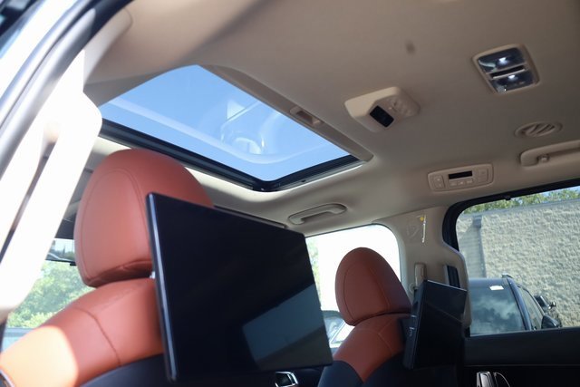 New 2026 Kia Carnival SX Prestige image 21