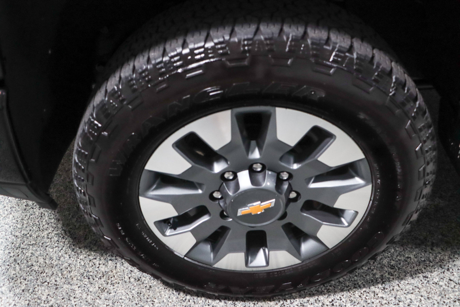 Used 2025 Chevrolet Silverado 2500 Custom w/ Custom Value Package AWD/4WD image 11