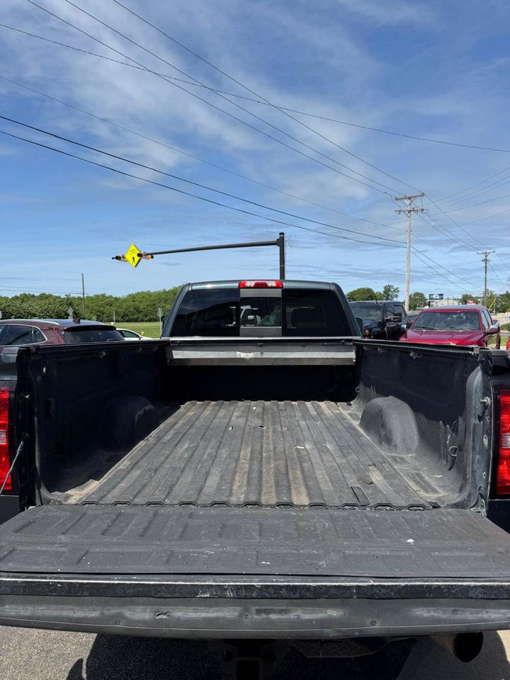 Used 2018 Chevrolet Silverado 3500 High Country w/ Duramax Plus Package AWD/4WD image 24