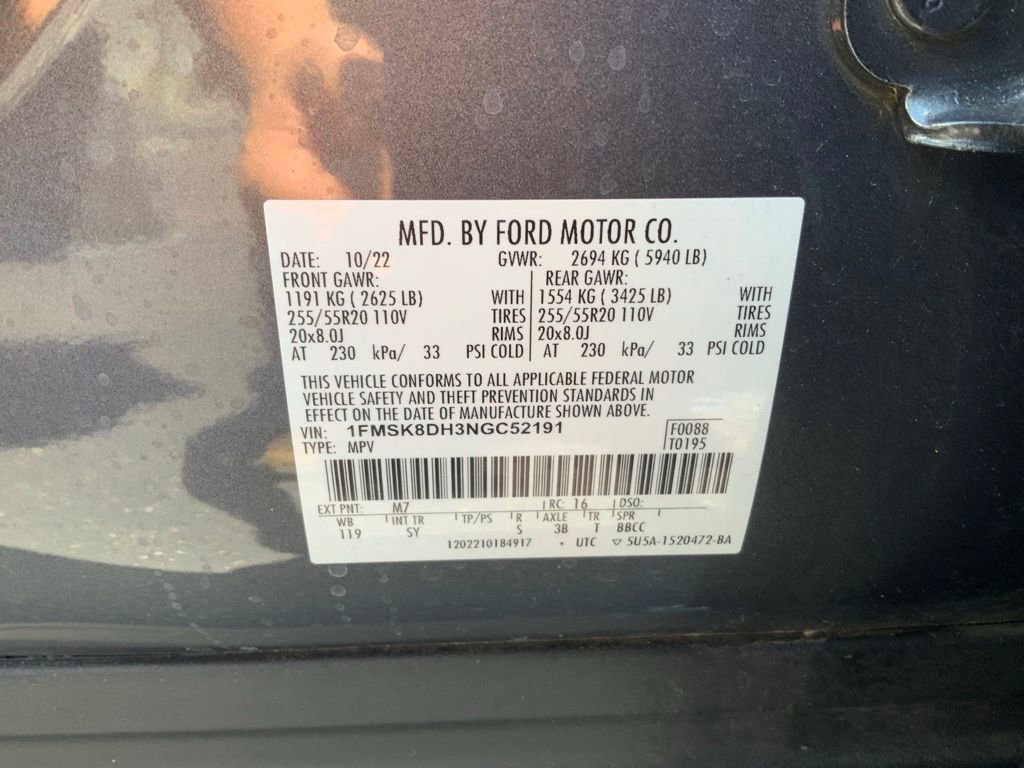 Used 2022 Ford Explorer XLT w/ Equipment Group 202A AWD/4WD image 31