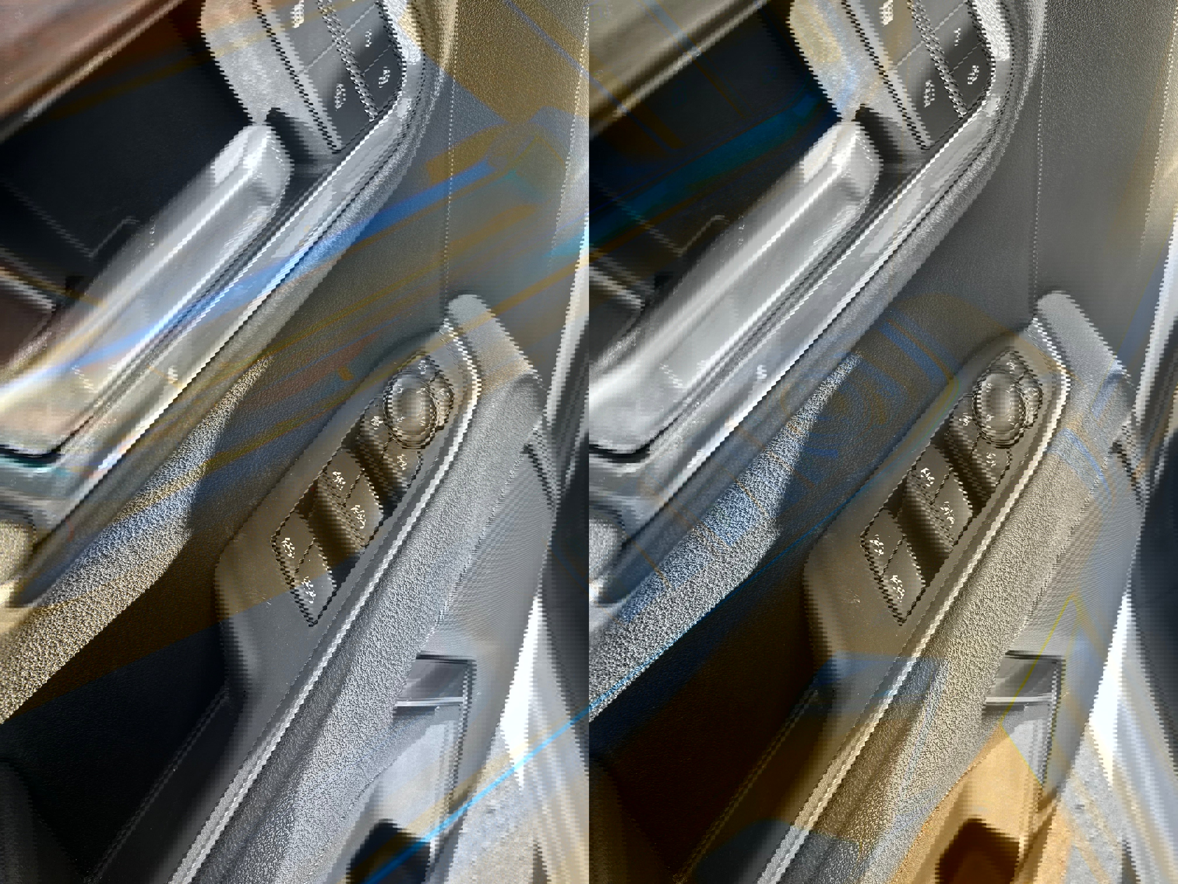 Used 2025 GMC Sierra 1500 SLT image 14