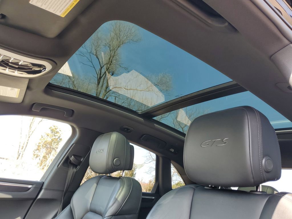 Used 2021 Porsche Macan GTS image 3