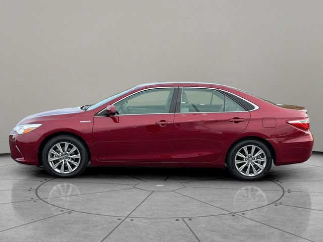 Certified 2016 Toyota Camry XLE w/ Moonroof Package FWD image 3