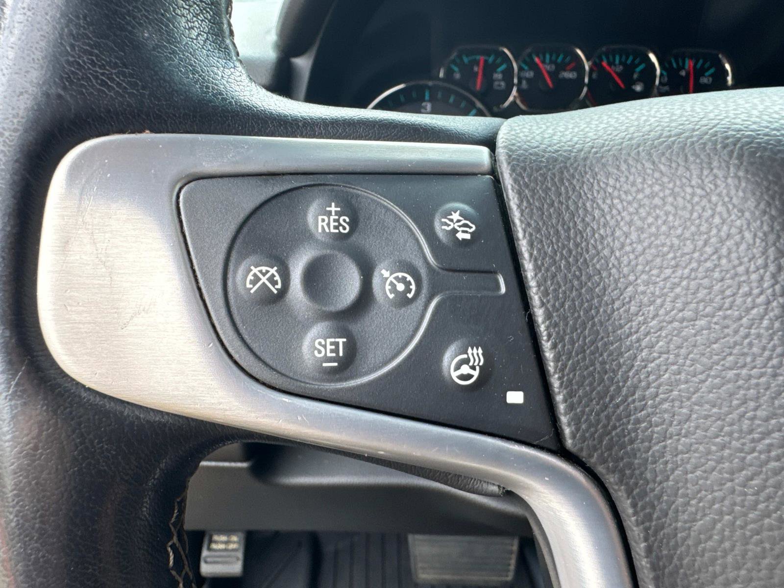 Used 2019 GMC Yukon SLT w/ Premium Edition image 32