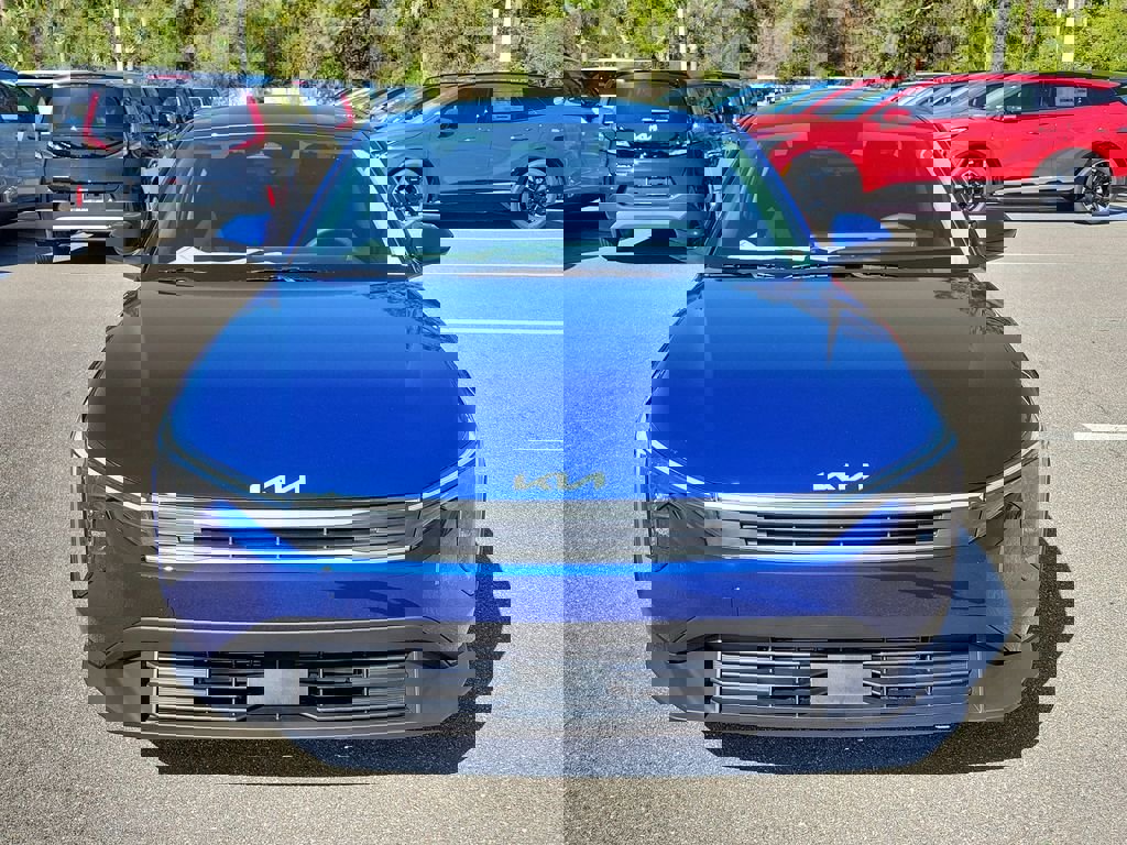 New 2026 Kia K4 LXS image 2