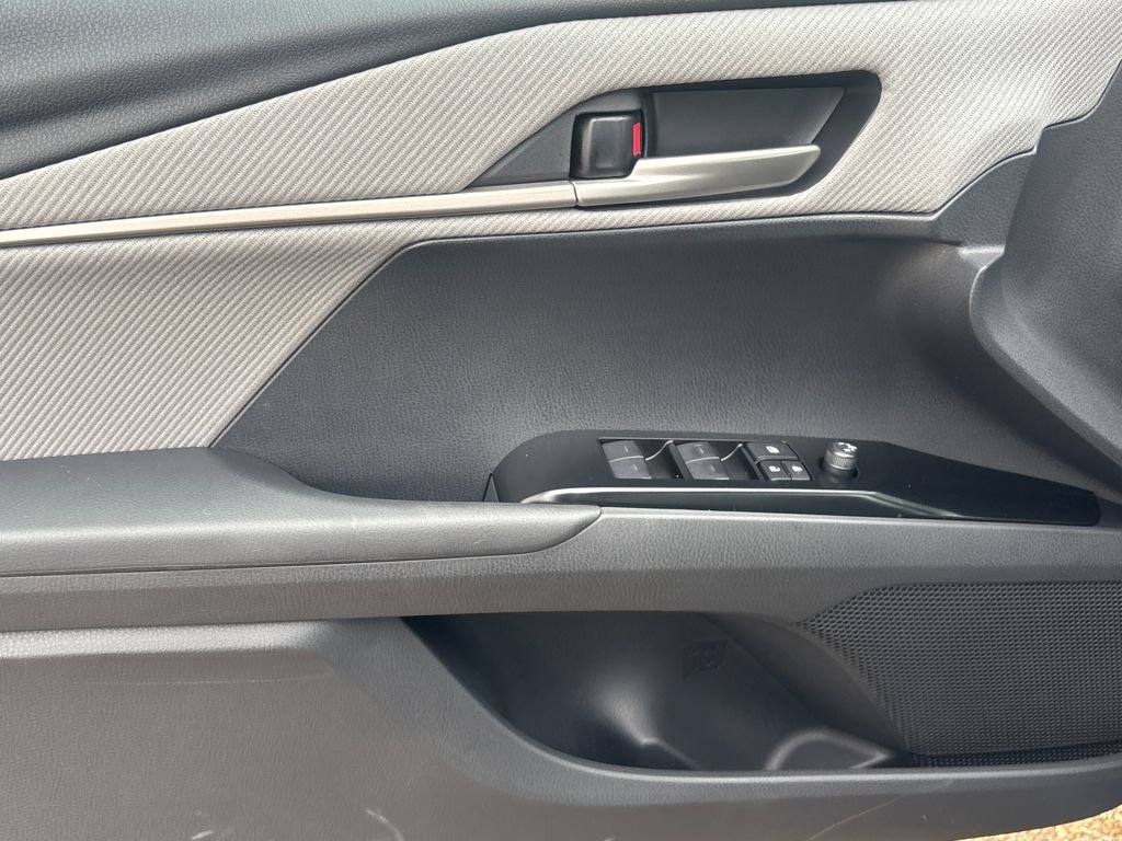 New 2026 Toyota Camry SE image 6