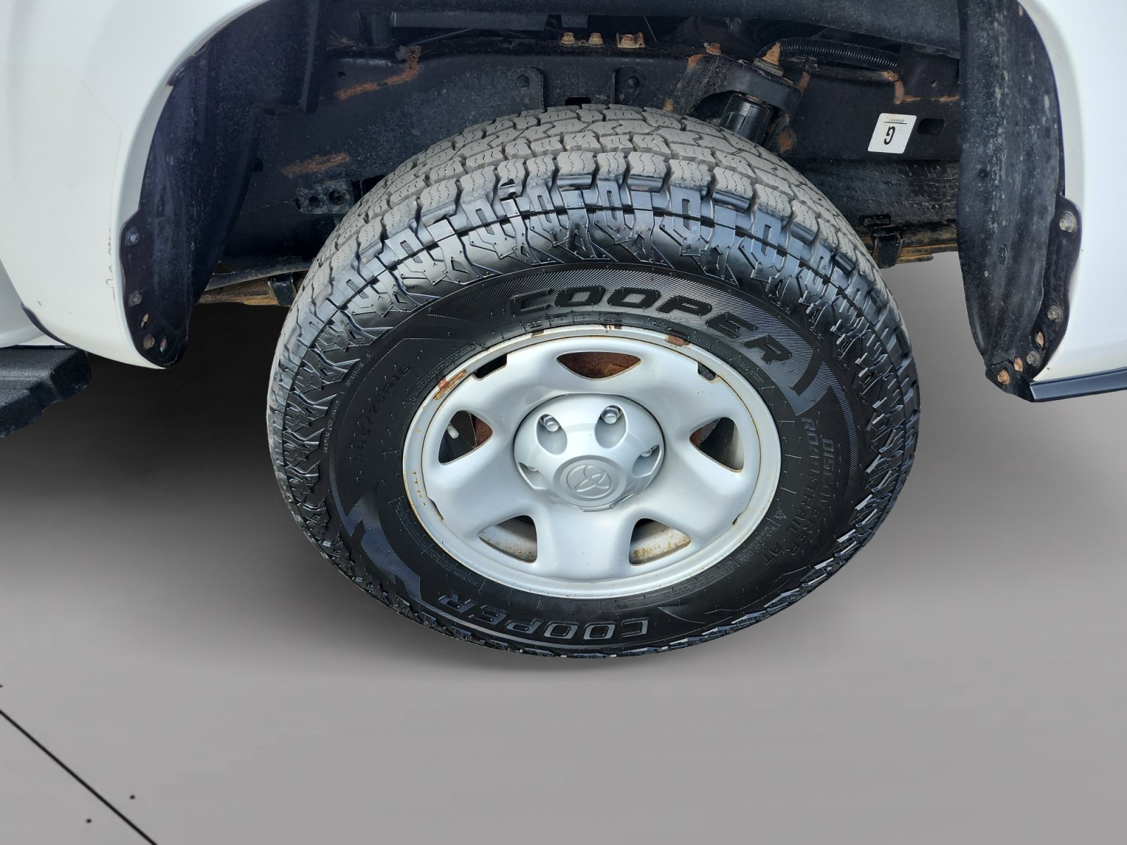 Used 2021 Toyota Tacoma SR AWD/4WD image 14