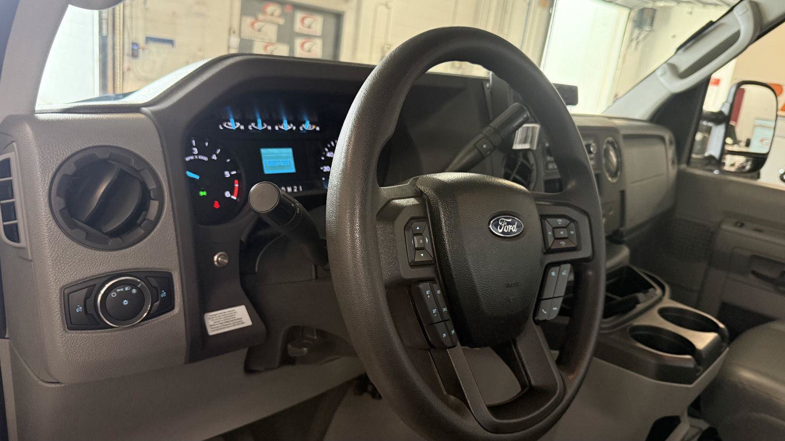 Used 2023 Ford E-350 and Econoline 350 Super Duty w/ Power Windows & Locks Group RWD image 19