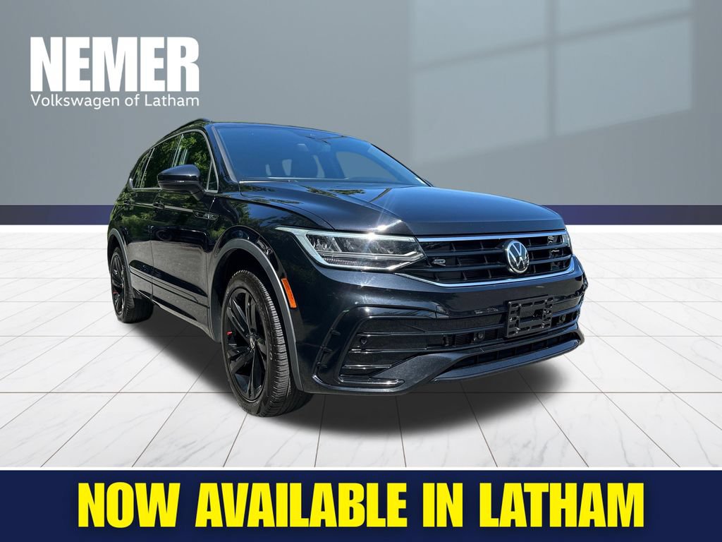 Certified 2024 Volkswagen Tiguan SE R-Line AWD/4WD image 5