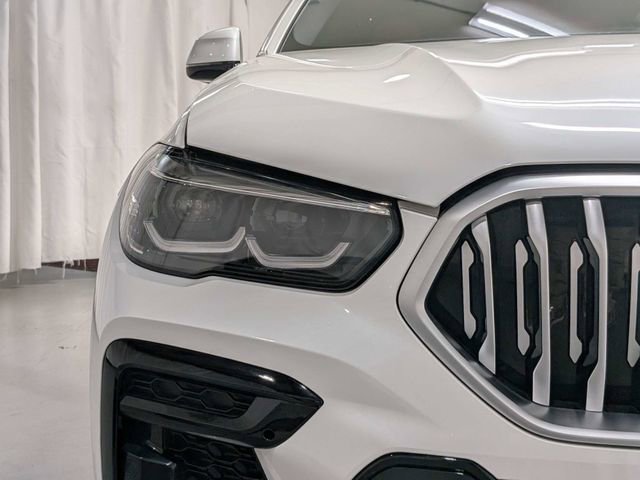 Used 2023 BMW X6 xDrive40i w/ M Sport Package AWD/4WD image 29