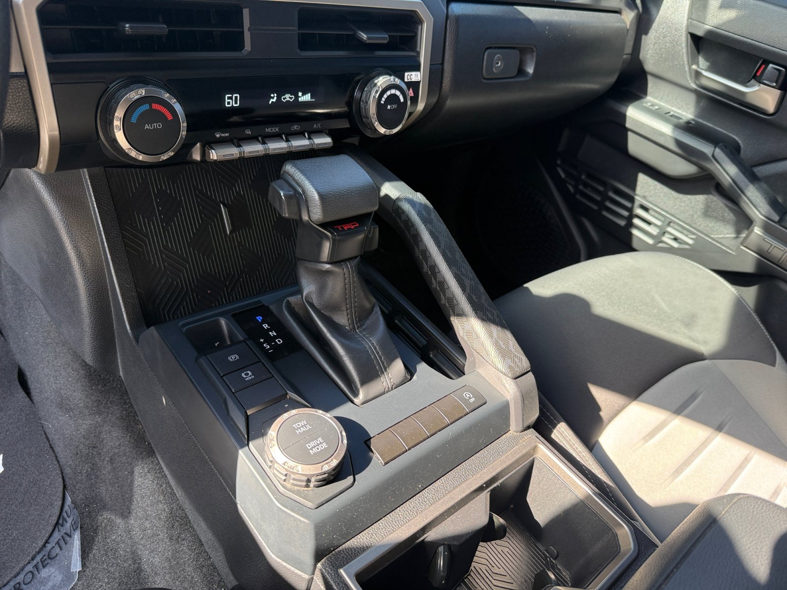 Used 2024 Toyota Tacoma TRD Sport RWD image 13