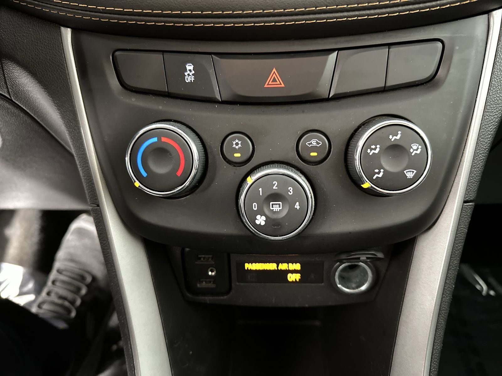 Used 2022 Chevrolet Trax LS w/ Tint and Cruise Package image 19