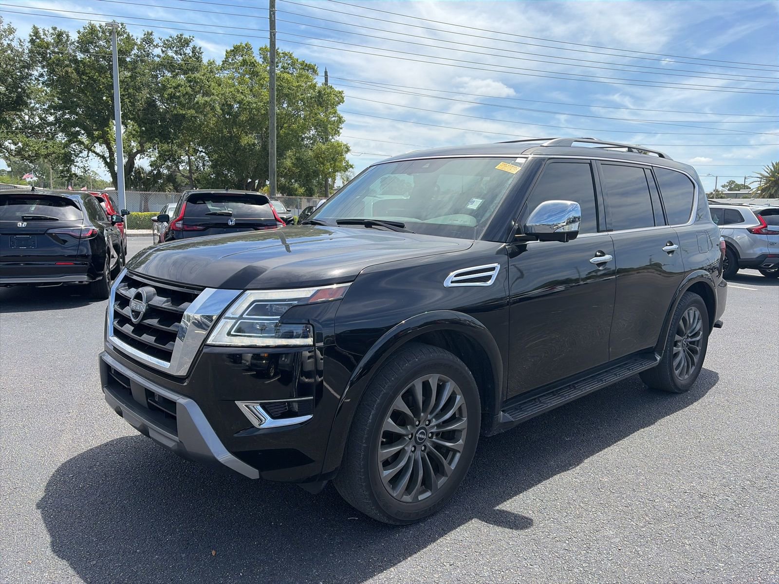 Used 2023 Nissan Armada Platinum w/ Captain's Chairs Package image 3