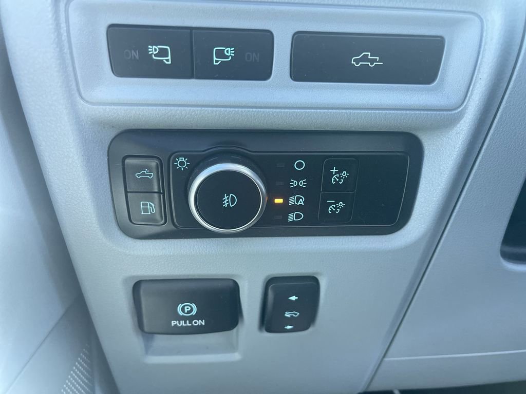 Used 2023 Ford F150 Limited image 45