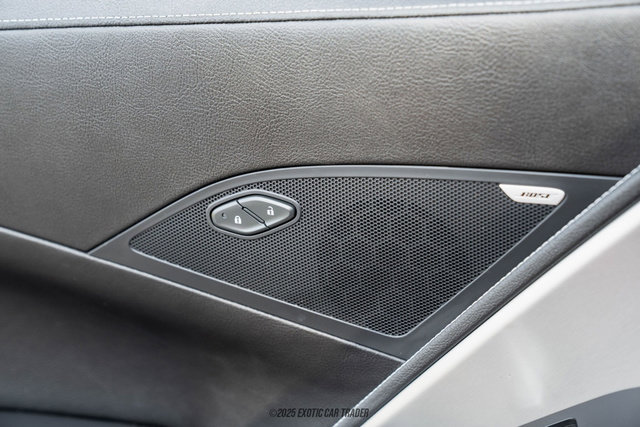 Used 2019 Chevrolet Corvette Stingray Coupe w/ Carbon Flash Badge Package image 39